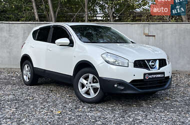 Позашляховик / Кросовер Nissan Qashqai 2012 в Києві