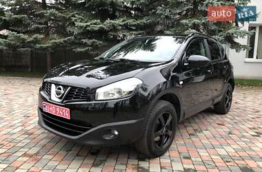 Внедорожник / Кроссовер Nissan Qashqai 2014 в Житомире