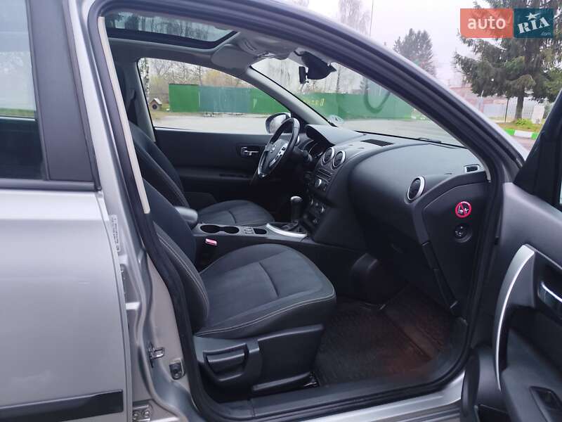 Внедорожник / Кроссовер Nissan Qashqai 2010 в Звягеле