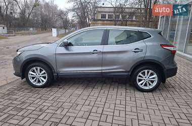 Внедорожник / Кроссовер Nissan Qashqai 2017 в Чернигове