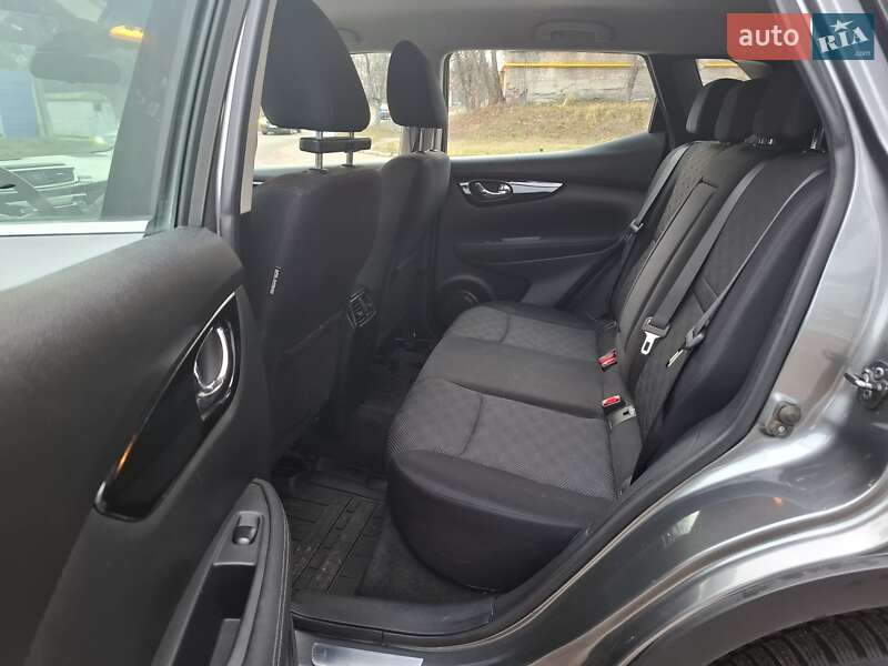 Внедорожник / Кроссовер Nissan Qashqai 2017 в Чернигове фото 10 Внедорожник / Кроссовер Nissan Qashqai 2017 в Чернигове