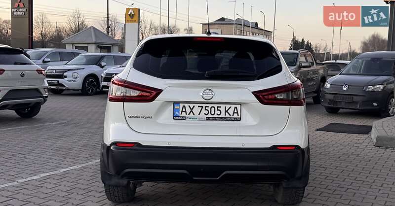 Позашляховик / Кросовер Nissan Qashqai 2020 в Чернівцях