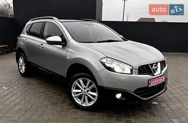 Внедорожник / Кроссовер Nissan Qashqai 2011 в Косове