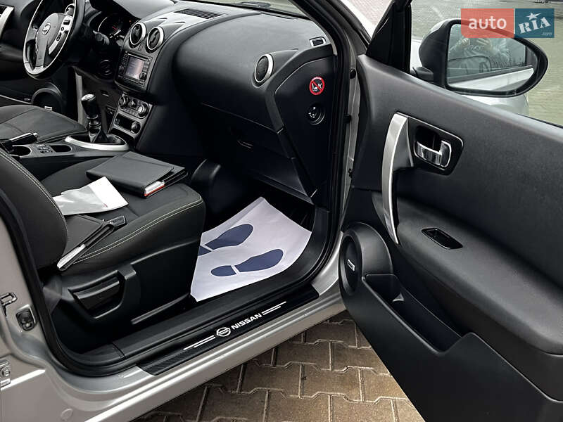 Внедорожник / Кроссовер Nissan Qashqai 2011 в Косове