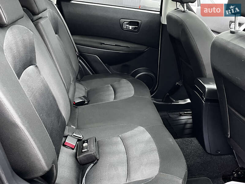 Внедорожник / Кроссовер Nissan Qashqai 2011 в Косове