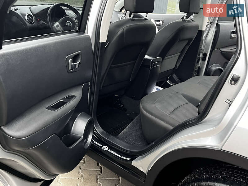 Внедорожник / Кроссовер Nissan Qashqai 2011 в Косове