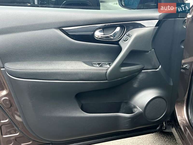 Внедорожник / Кроссовер Nissan Qashqai 2018 в Киеве