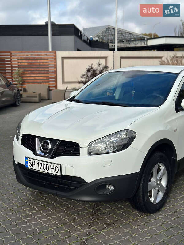 Позашляховик / Кросовер Nissan Qashqai 2010 в Одесі