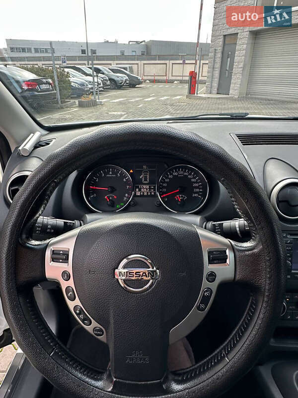 Позашляховик / Кросовер Nissan Qashqai 2010 в Одесі