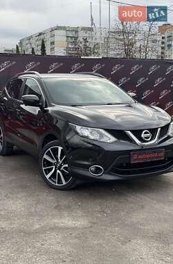 Позашляховик / Кросовер Nissan Qashqai 2014 в Сумах