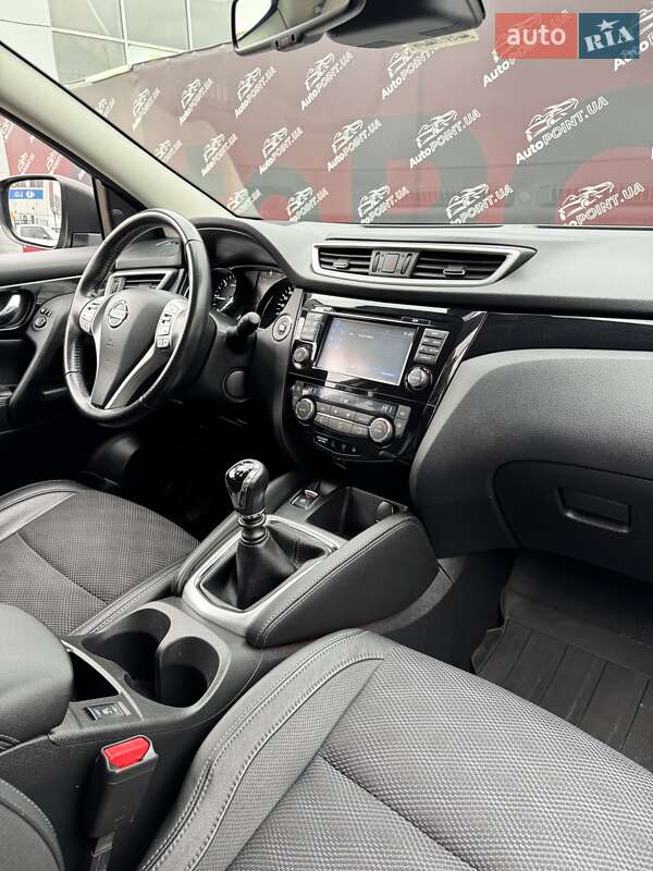 Внедорожник / Кроссовер Nissan Qashqai 2014 в Сумах