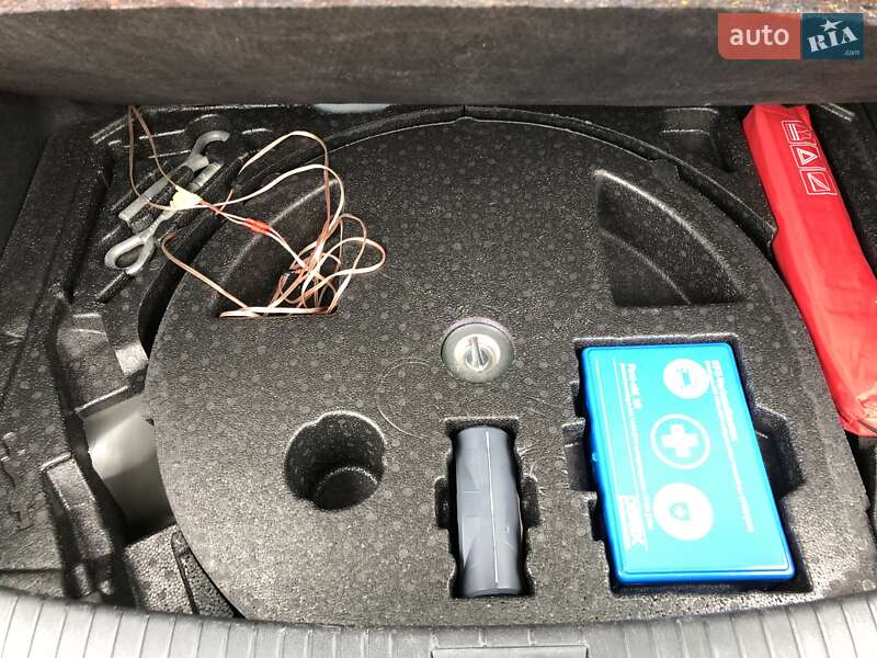 Позашляховик / Кросовер Nissan Qashqai 2012 в Житомирі