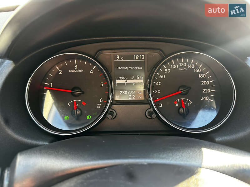 Внедорожник / Кроссовер Nissan Qashqai 2010 в Кицмани