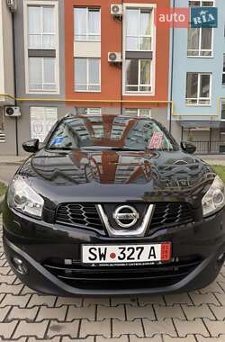Внедорожник / Кроссовер Nissan Qashqai 2011 в Черновцах