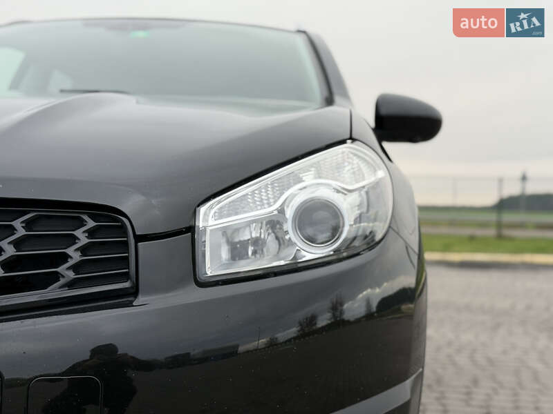 Внедорожник / Кроссовер Nissan Qashqai 2013 в Бродах