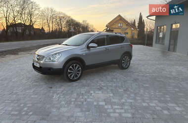 Позашляховик / Кросовер Nissan Qashqai 2009 в Коломиї