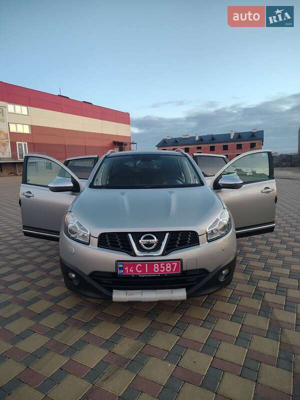 Внедорожник / Кроссовер Nissan Qashqai 2012 в Гайсине