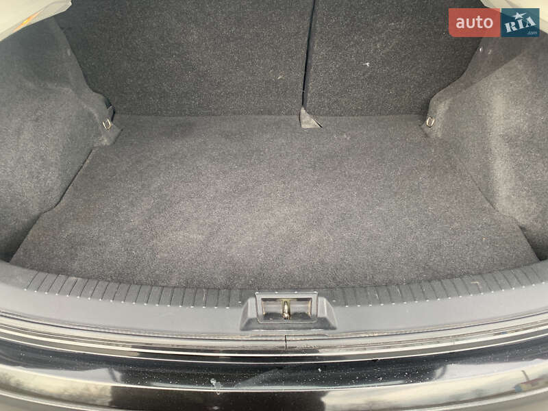 Внедорожник / Кроссовер Nissan Qashqai 2013 в Харькове