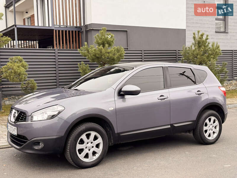 Внедорожник / Кроссовер Nissan Qashqai 2010 в Тернополе
