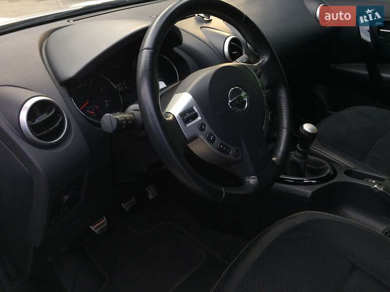 Внедорожник / Кроссовер Nissan Qashqai 2013 в Луцке
