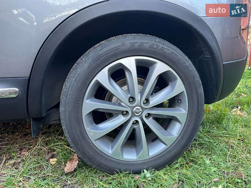 Внедорожник / Кроссовер Nissan Qashqai 2013 в Луцке