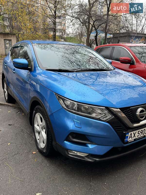 Внедорожник / Кроссовер Nissan Qashqai 2017 в Киеве
