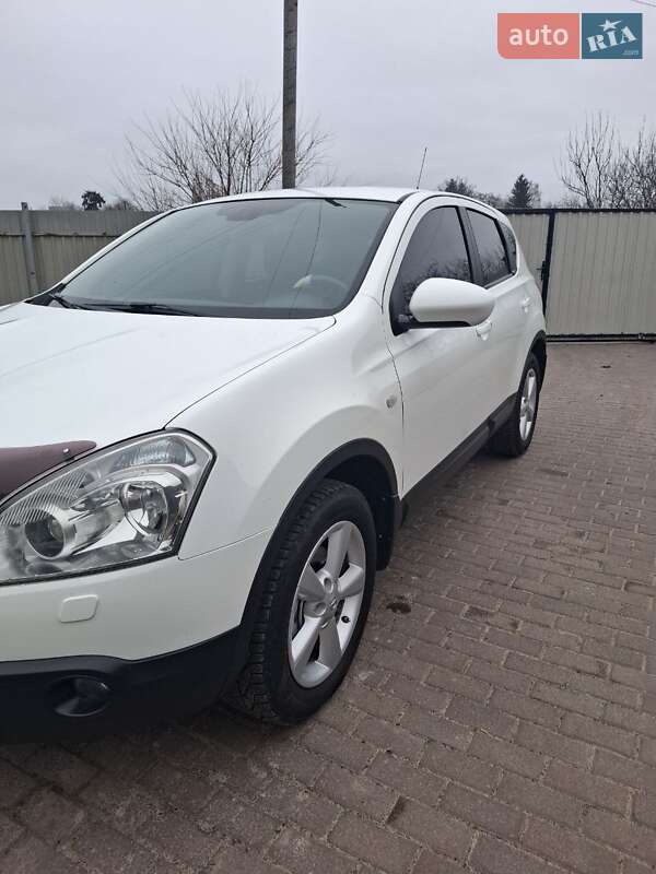 Внедорожник / Кроссовер Nissan Qashqai 2008 в Барышевке