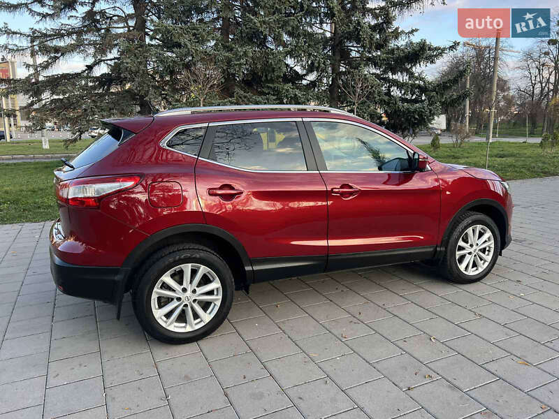 Позашляховик / Кросовер Nissan Qashqai 2016 в Вінниці