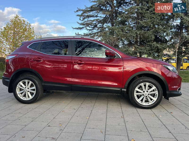 Позашляховик / Кросовер Nissan Qashqai 2016 в Вінниці
