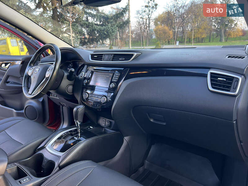 Позашляховик / Кросовер Nissan Qashqai 2016 в Вінниці