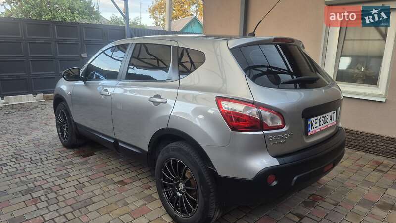 Позашляховик / Кросовер Nissan Qashqai 2010 в Дніпрі