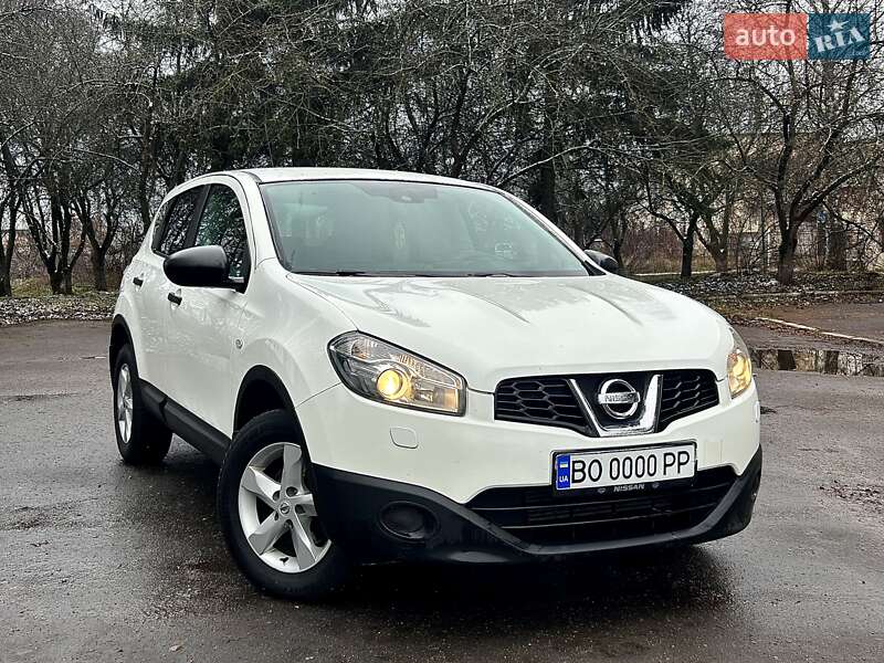 Позашляховик / Кросовер Nissan Qashqai 2013 в Тернополі