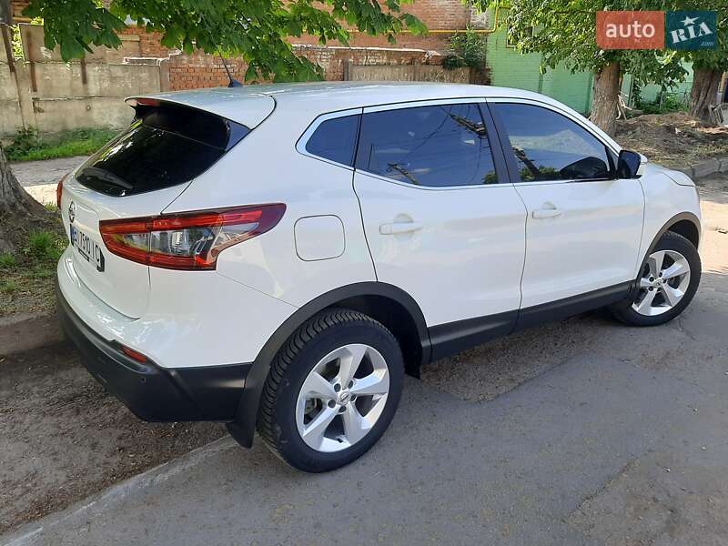 Позашляховик / Кросовер Nissan Qashqai 2019 в Прилуках
