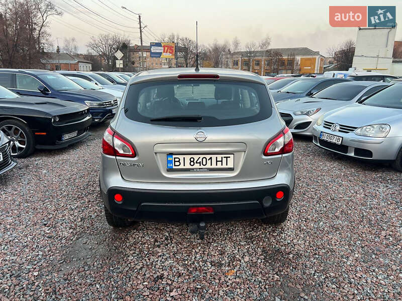 Внедорожник / Кроссовер Nissan Qashqai 2011 в Полтаве