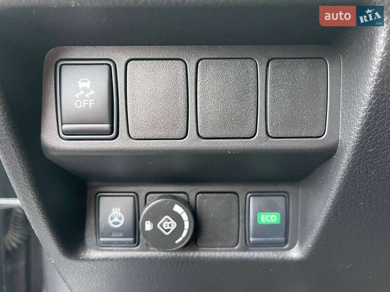 Внедорожник / Кроссовер Nissan Qashqai 2018 в Киеве