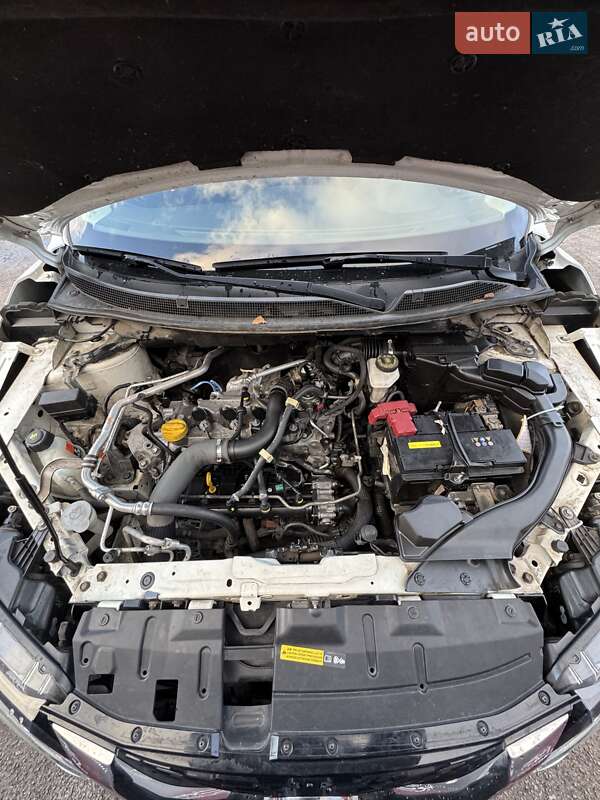 Позашляховик / Кросовер Nissan Qashqai 2018 в Сумах