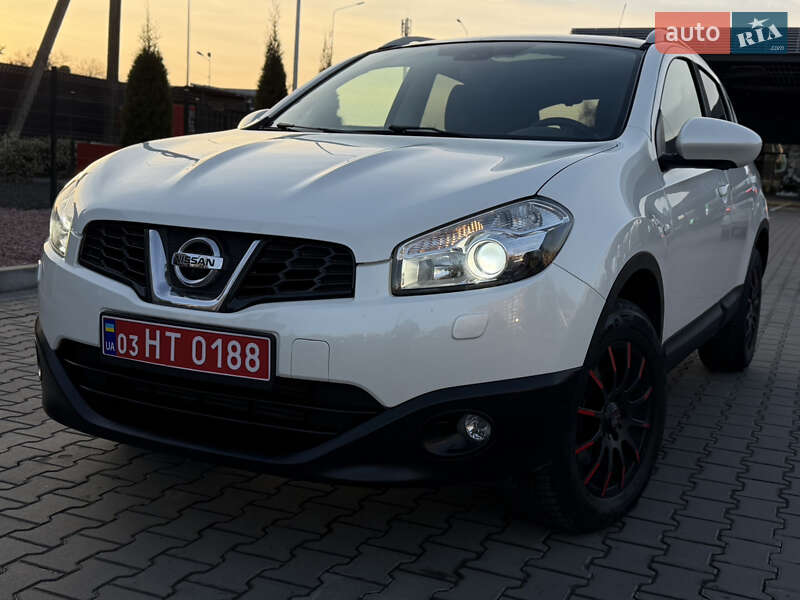 Внедорожник / Кроссовер Nissan Qashqai 2013 в Луцке