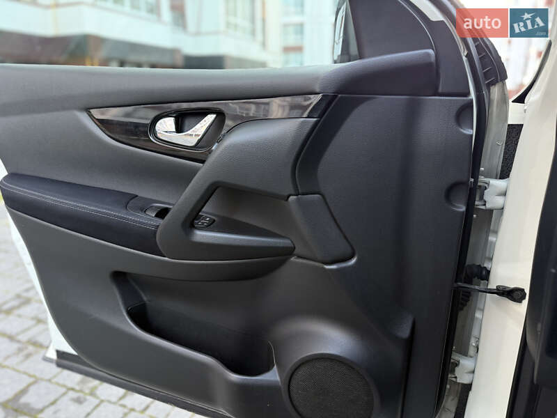 Внедорожник / Кроссовер Nissan Qashqai 2016 в Ивано-Франковске фото 48 Внедорожник / Кроссовер Nissan Qashqai 2016 в Ивано-Франковске