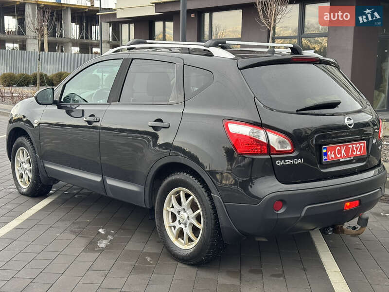 Позашляховик / Кросовер Nissan Qashqai 2011 в Львові