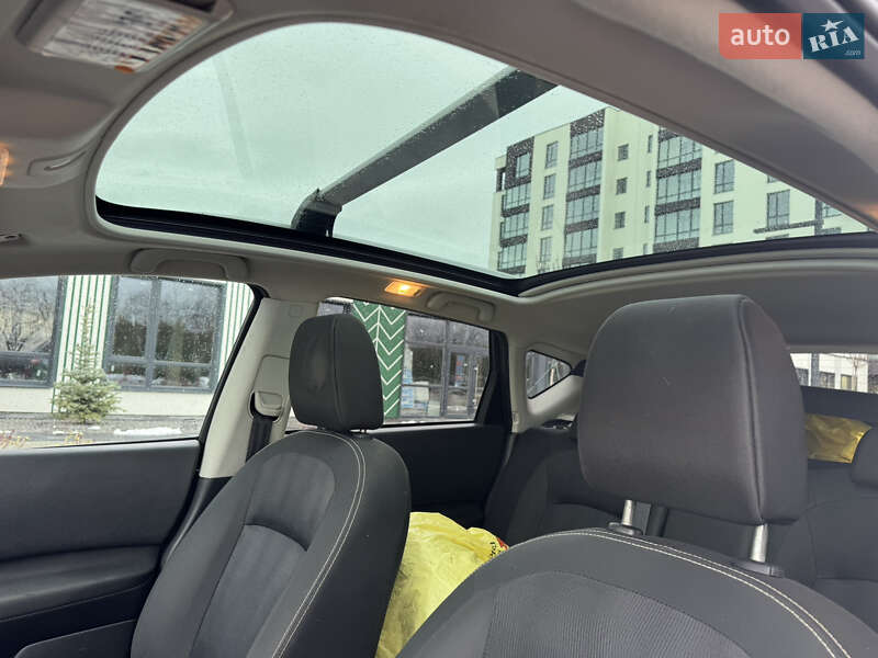 Позашляховик / Кросовер Nissan Qashqai 2011 в Львові