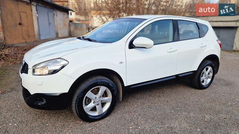 Внедорожник / Кроссовер Nissan Qashqai 2011 в Киеве
