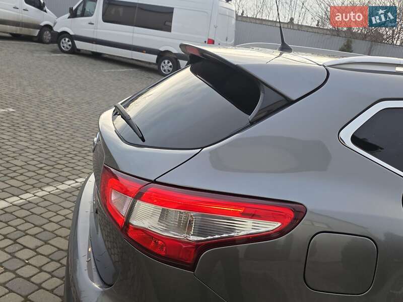 Внедорожник / Кроссовер Nissan Qashqai 2017 в Ивано-Франковске