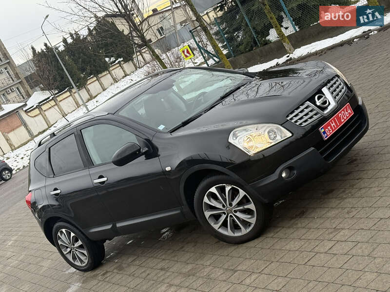 Позашляховик / Кросовер Nissan Qashqai 2009 в Львові
