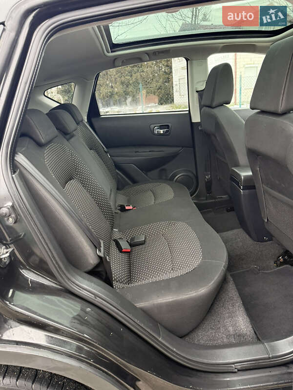 Позашляховик / Кросовер Nissan Qashqai 2009 в Львові