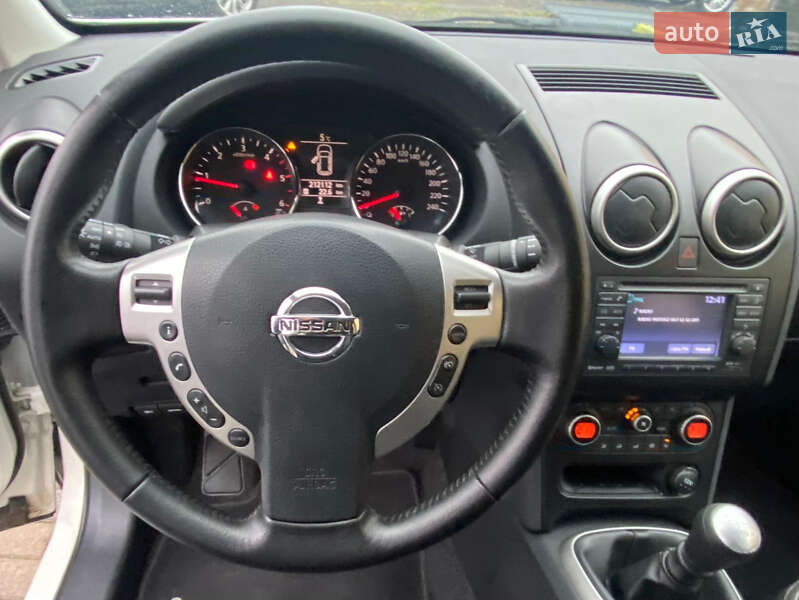 Внедорожник / Кроссовер Nissan Qashqai 2011 в Ровно