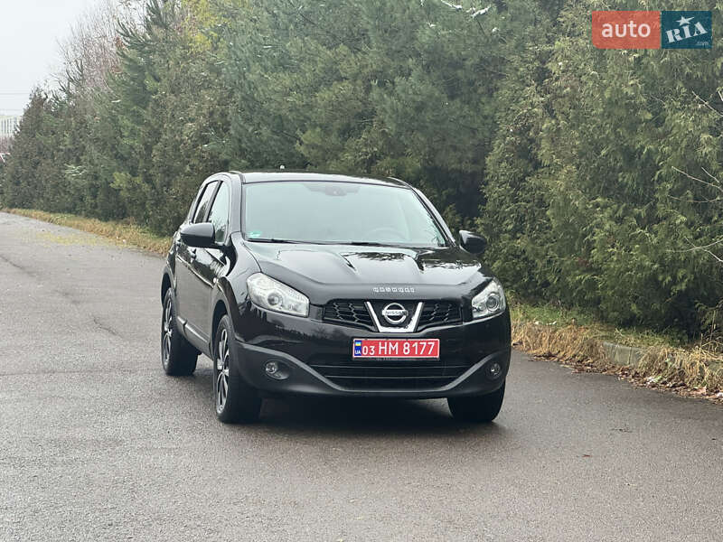 Позашляховик / Кросовер Nissan Qashqai 2012 в Рівному