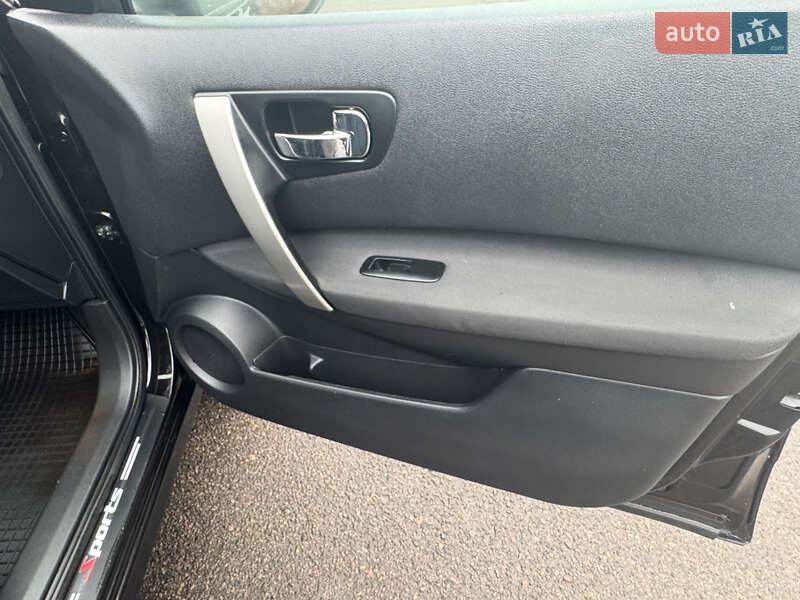 Позашляховик / Кросовер Nissan Qashqai 2012 в Рівному