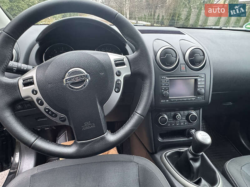Позашляховик / Кросовер Nissan Qashqai 2012 в Рівному