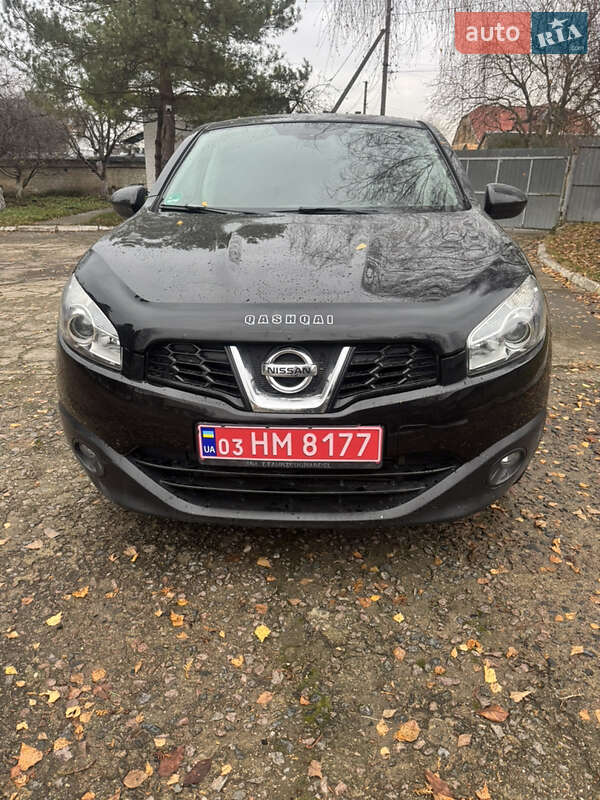 Позашляховик / Кросовер Nissan Qashqai 2012 в Рівному