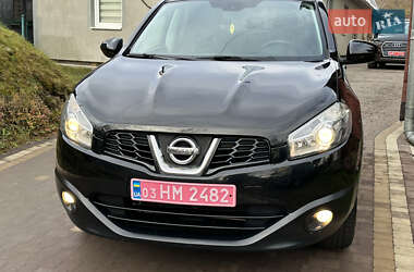 Позашляховик / Кросовер Nissan Qashqai 2011 в Коломиї